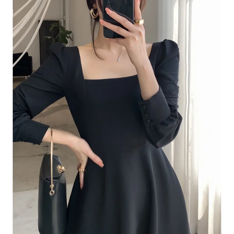 black long sleeve cocktail dress